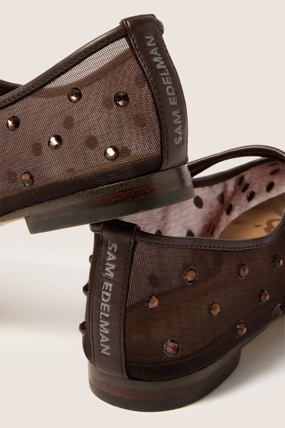 Michaela Shine Flat