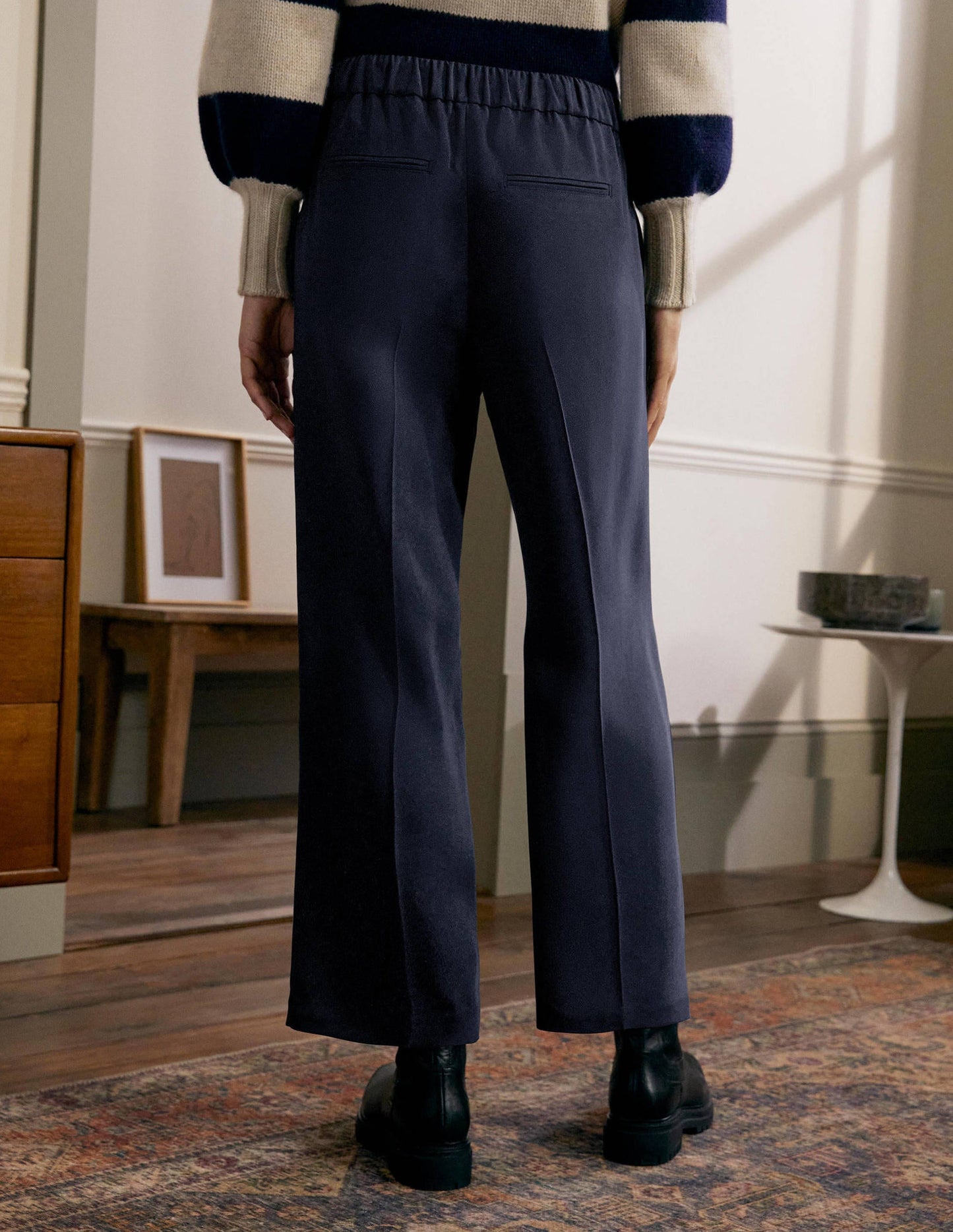 Albemarle Cropped Pants-Navy