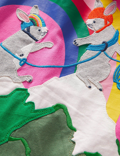 Adventure Appliqué T-shirt-Strawberry Ice Mountain