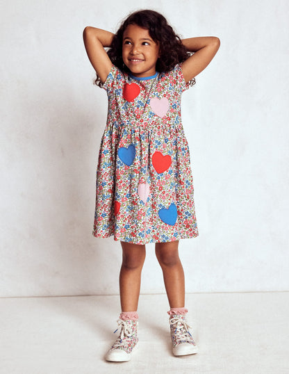 Appliqué  T-shirt Dress-Rose Pink Flowerbed Hearts