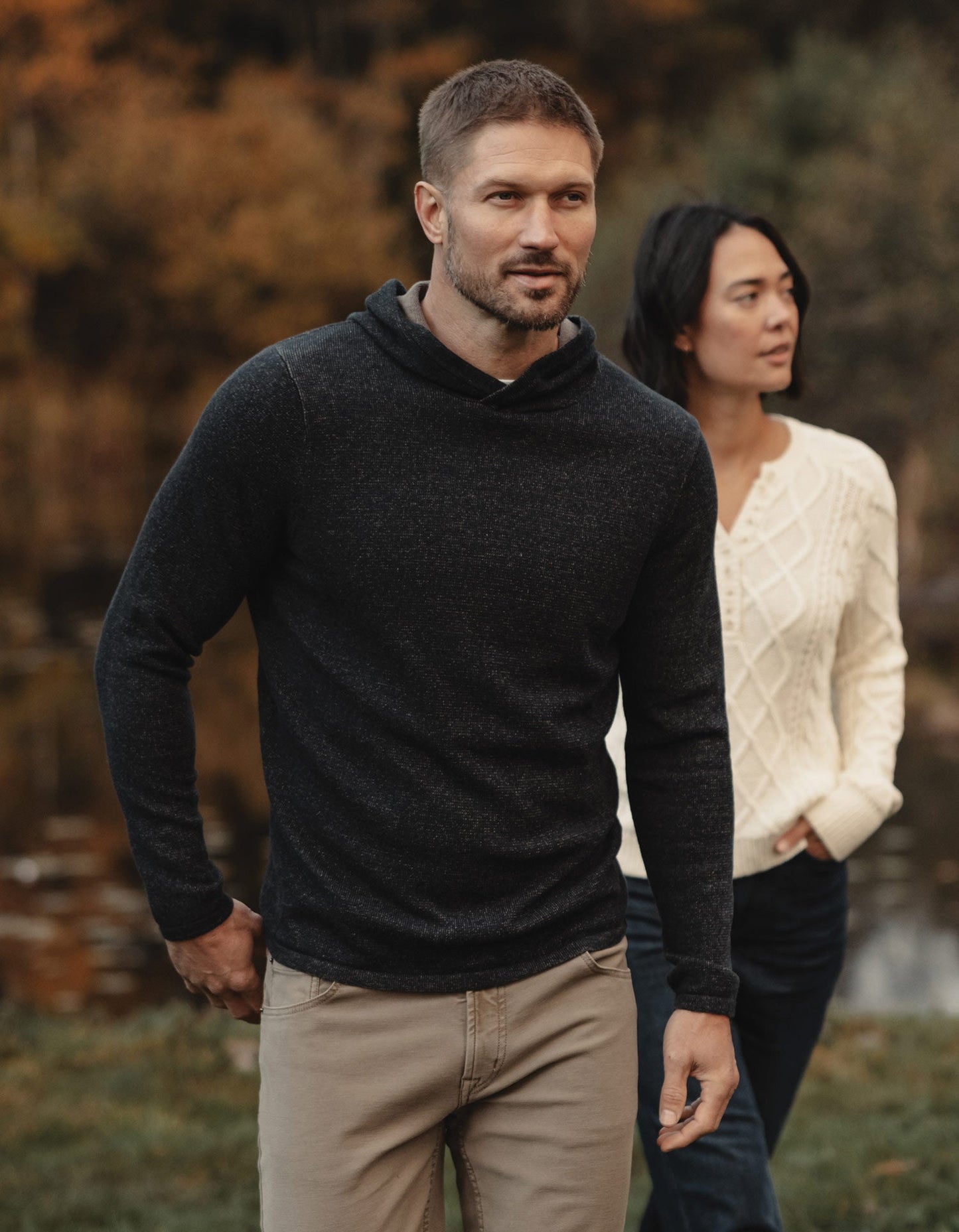 Jimmy Sweater Essential Hoodie in Normal Navy